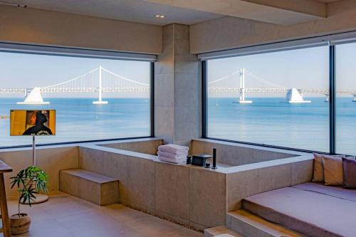 Suyeong-Gu House | Heavenly Retreat with Ocean Views and Family-Friendly Amenities