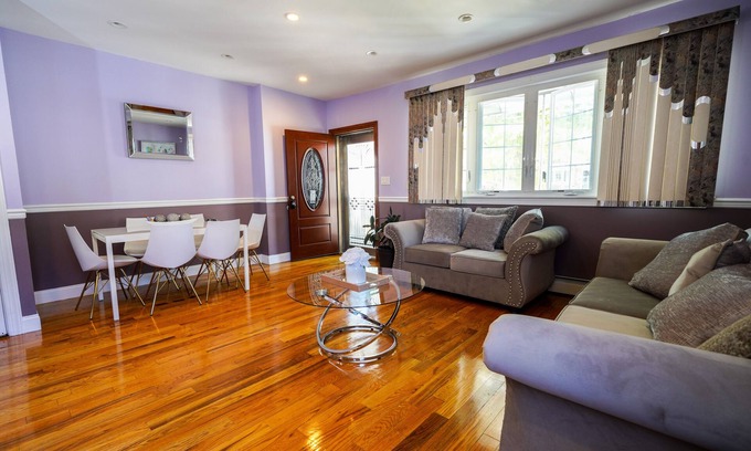 Queens House | Serene Stay Just Minutes from JFK Airport