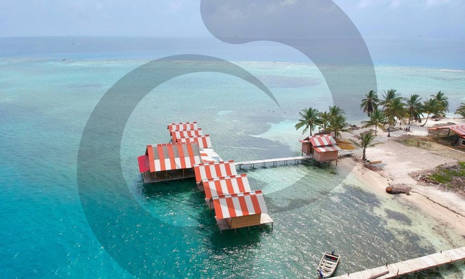 El Porvenir Cabin | Serene Over the Water Cabins in San Blas with Ocean Views