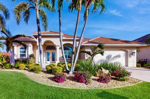 Burnt Store Isles House | Paradise Palms of the Florida Gulf