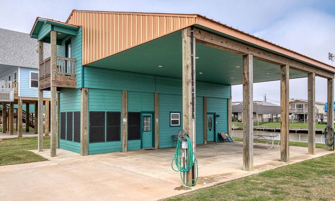 Cedar Lane House | Paradise Point: Oceanfront Home Near Beach & ICW!