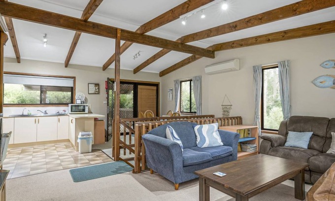 Long Beach House | Oceanfront Retreat at 29 Fauna Avenue, Long Beach