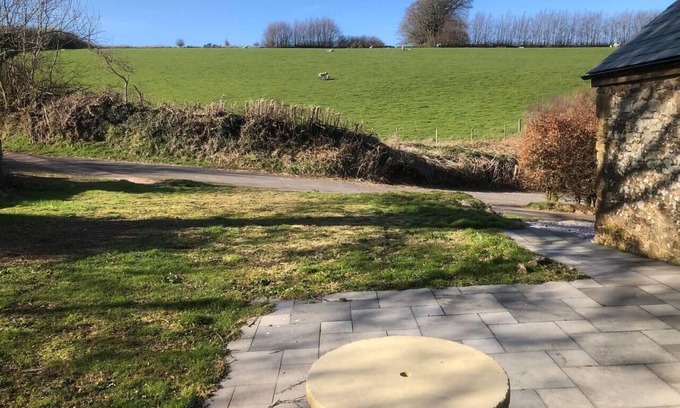 Horner Cottage | Idyllic Escape in Exmoor National Park with Breakfast Included