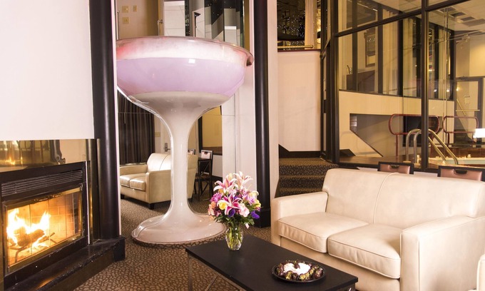 Cresco Hotel | Relax at Paradise Stream Resort with Pool and Spa Access
