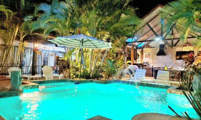 Tamarindo House | Blissful Paradise Suite: Oceanfront Relaxation Awaits