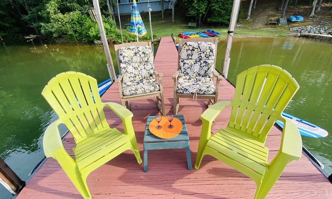 Reed Creek House | Unforgettable Paradise View Getaway at Dacha - Guest Rated 9.8