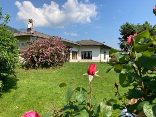 Calceranica al Lago House | Guest Rated 9.5: Paradiso sul Lago with Ocean Views