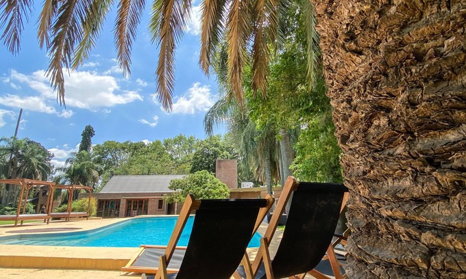 Funes Apartment | Family-Friendly Getaway at Parador 15 with Pool & Spa