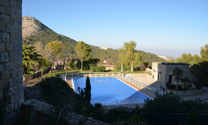 Jaen Hotel | Discover Parador de Jaén: 4-Star Pool & Spa Retreat