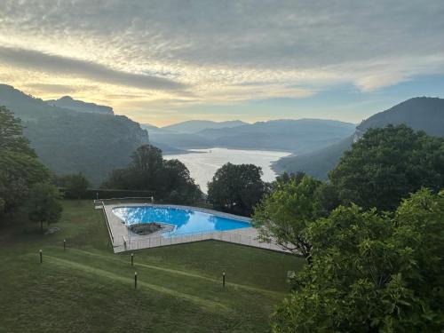 Les Masies de Roda Hotel | Delightful Parador de Vic-Sau: Pet-Friendly & Pool Access