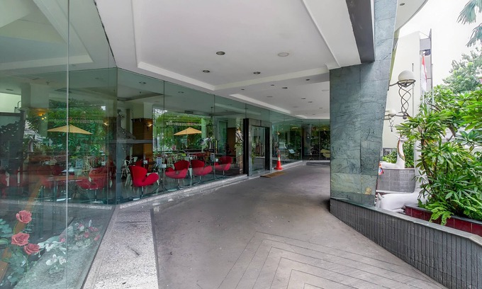 Kebon Sirih Hotel | Inviting Stay at Paragon Gallery Hotel with Family Amenities