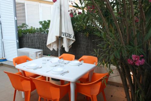 Palau-Sator Apartment | Beachfront Paraiso with 2 Bedrooms - Pet Friendly Retreat