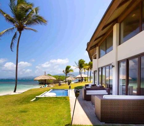Maria Chiquita Villa | Relaxing Retreat at Paraiso with Pool & Child-Friendly Fun