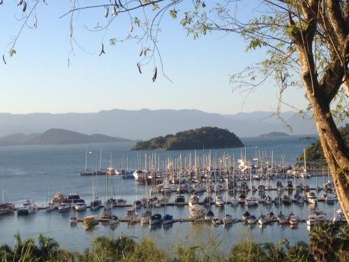 Paraty Apartment | Pet-Friendly Paraty Hotel with Ocean Views & 9.8 Rating