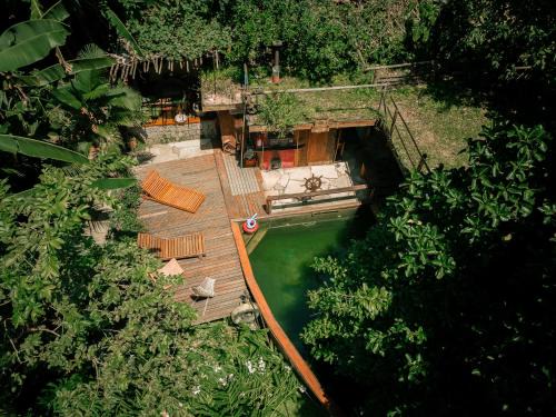 Paraty House | Discover Paraty Paradiso: Oceanfront Retreat with Pool