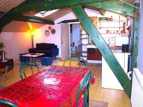 Parcieux Apartment | Comfortable Parcieux T2: Ideal for Your Getaway