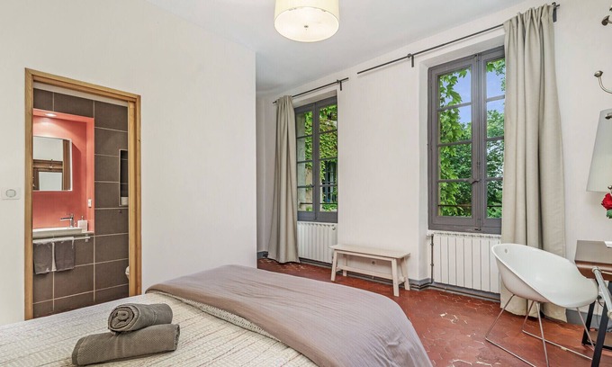 Rustrel Bed & Breakfast | Parenthèse en Luberon I Electio