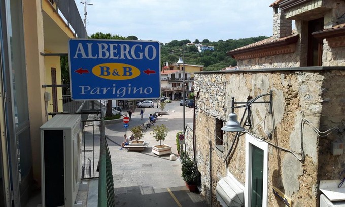Palinuro Hotel | Welcoming Parigino: Breakfast & Family-Friendly Comfort