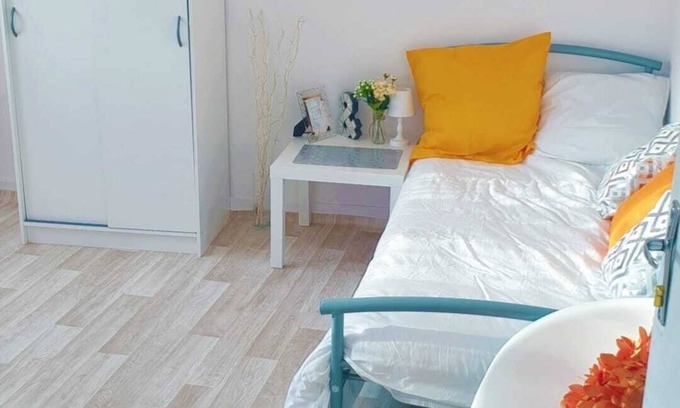 Juvisy-sur-Orge Apartment | Convenient Paris Stay Near Orly with Kitchen Amenities