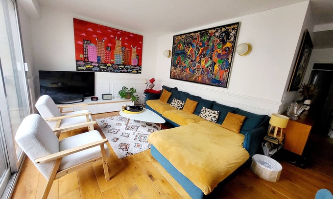 Porte-Dauphine Apartment | Paris 16th cosy apartment, quiet bright Trocadero Eiffel Tower Champs Elysées