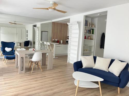 Auteuil Apartment | Delightful Paris Studio with Terrace - Guest Rated 9.8/10