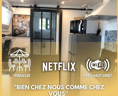Pantin Apartment | Elegant Paris-Eiffel with Terrace & Netflix - Pet Friendly