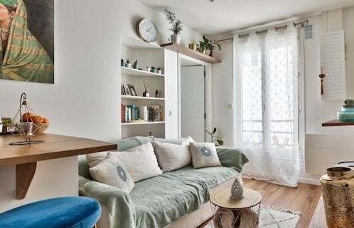 Quartier de Rochechouart Apartment | Exceptional Paris9: Child-Friendly 4-Star Getaway