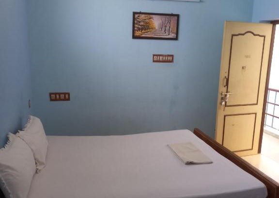 Chidambaram House | Family-Friendly Parisha Residency Near Temples