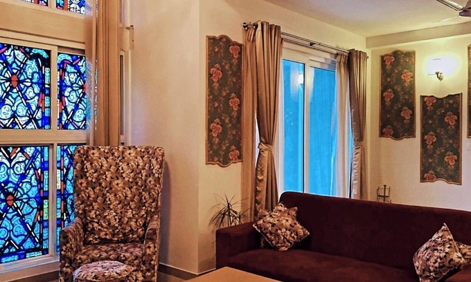 Bengaluru Apartment | Experience PÂRISIÂN Themed Duplex Penthouse with Spa Access
