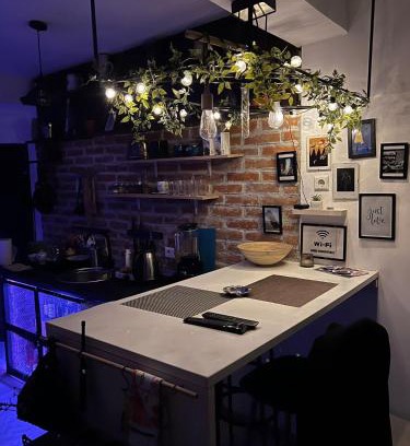 Foca Apartment | Affordable Park Apartment: Pet and Child Friendly Stay