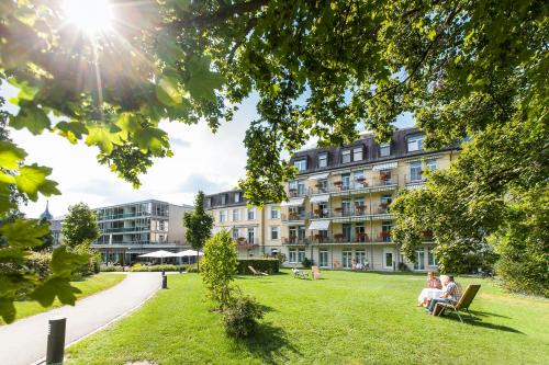 Rheinfelden Hotel | Elegant Retreat at Park-Hotel am Rhein with Oceanfront Spa