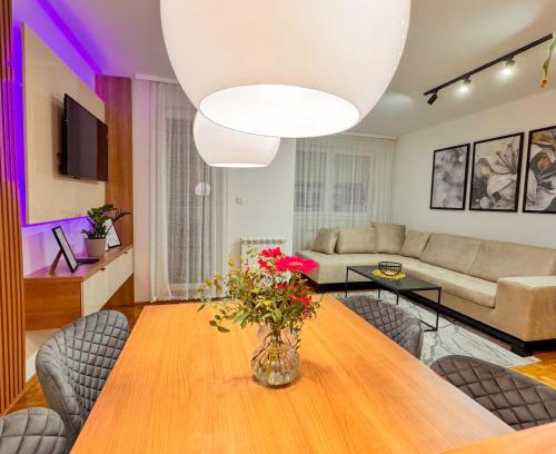 East Sarajevo Apartment | Guest Rated 9.9 at Park Inn - Ideal for Families