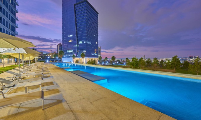 Centro Sur Apartment | Relax at Park Life Querétaro: Pool, Spa & Family Amenities