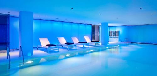 Bishop's Hotel | Comfortable Stay at Park Plaza London Waterloo with Pool