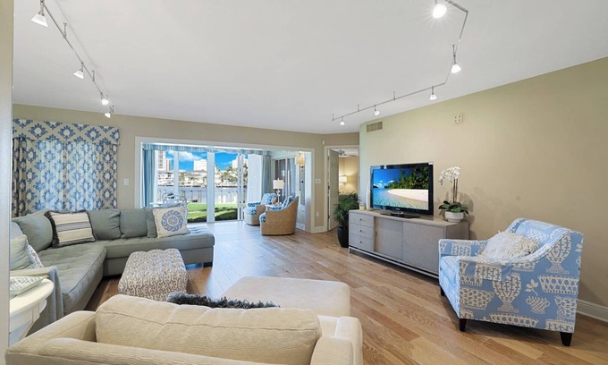 Park Shore Condo | Park Shore Landings at Park Shore