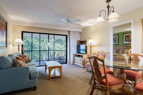 Park Shore House | Family-Friendly Park Shore Resort with Pool Access