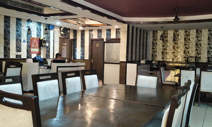 Moradabad Hotel | Park Square Hotel And Banquet