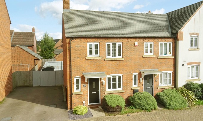 Kibworth Beauchamp House | Cozy Park View House with 3 Beds, Pet-Friendly Stay