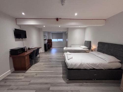 Leith Hotel | Relax in Our Inviting Park View Rooms for Your Getaway