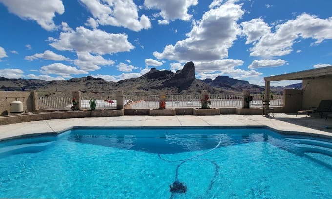 Parker Strip House | Experience Parker Strip Pool House with Game Room & Ocean Views