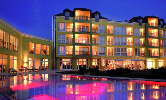 Bad Schallerbach Hotel | Parkhotel: Guest Rated 8.8 with Pool & Spa Amenities