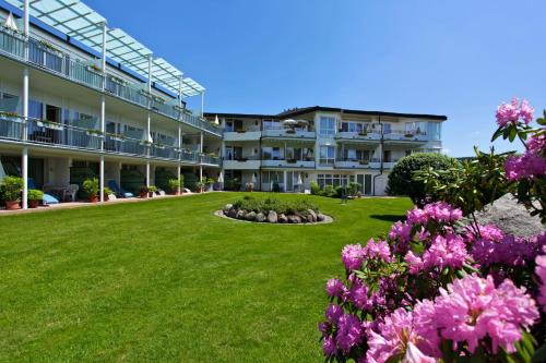 Schluchsee Hotel | Premium Parkhotel Flora am Schluchsee with Spa & Ocean Views