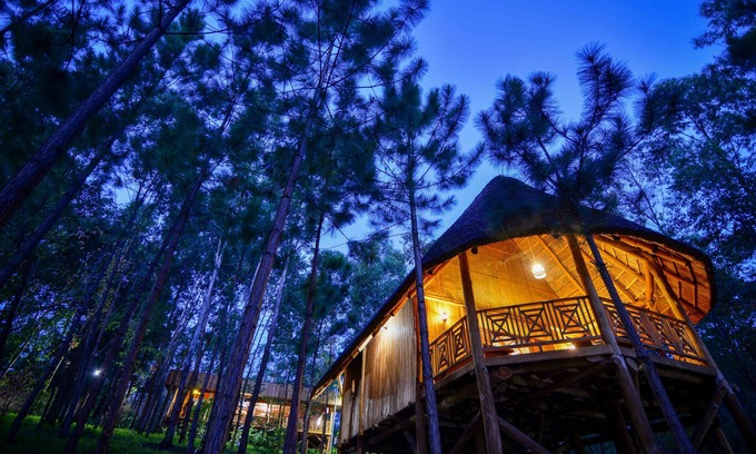 Kichwamba Cabin | Discover Parkview Safari Lodge: Pool, Spa & Family-Friendly