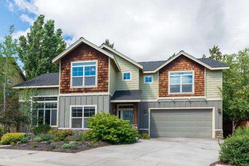 Mountain View District House | Parkview: Family-Friendly Retreat with Pet Amenities