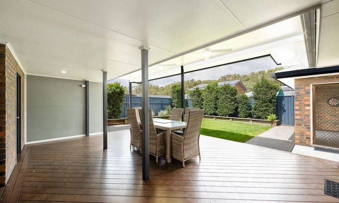 Yamba House | Parkview Yamba Escape: Pet-Friendly Retreat with Scenic Views