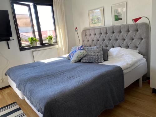 Kungshamn Apartment | Explore Parkvillan: Family & Pet Friendly Retreat