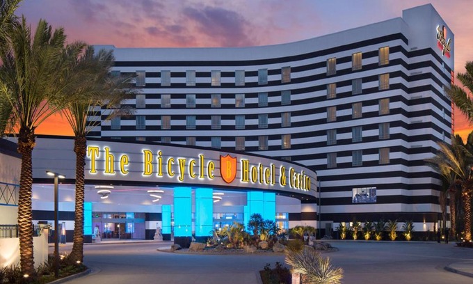 Bell Gardens Hotel | Inviting Parkwest Bicycle Casino with Oceanfront Pool Access