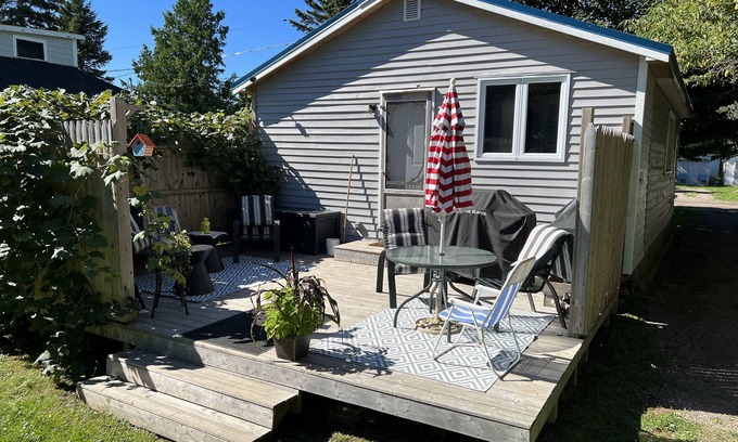 Pointe-du-Chene Cottage | Family-Friendly Getaway at Parlee Beach Cottage
