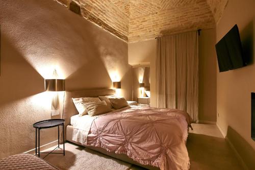 Parma City Centre Apartment | Elegant Parma Centro House: Family-Friendly Comfort Awaits