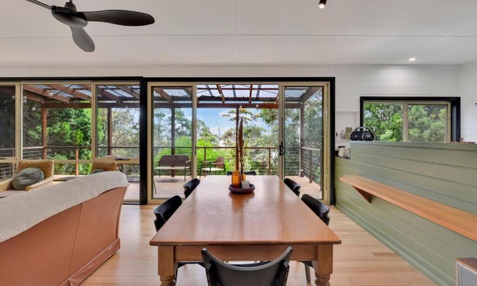 Stieglitz House | Ideal Family Retreat at Parnella Hideaway - Book Now!